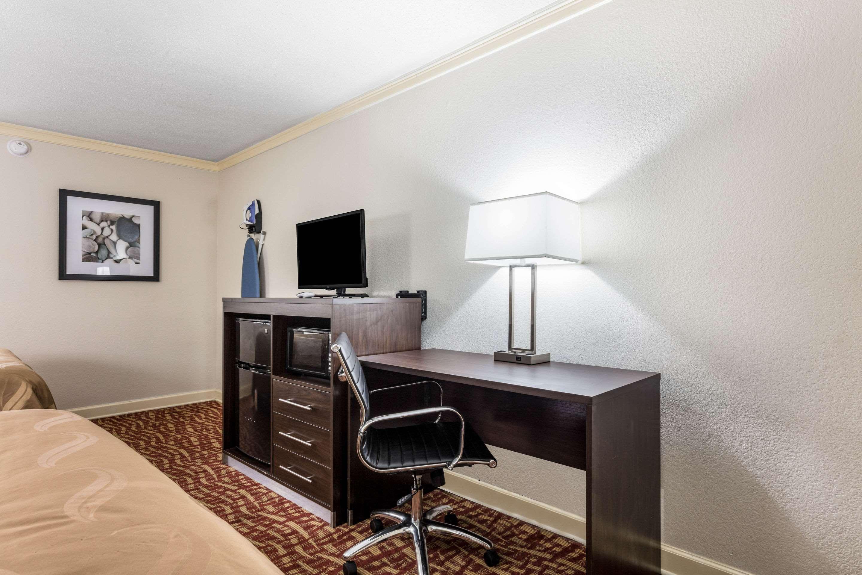 Quality Inn Forrest City I-40 Bagian luar foto