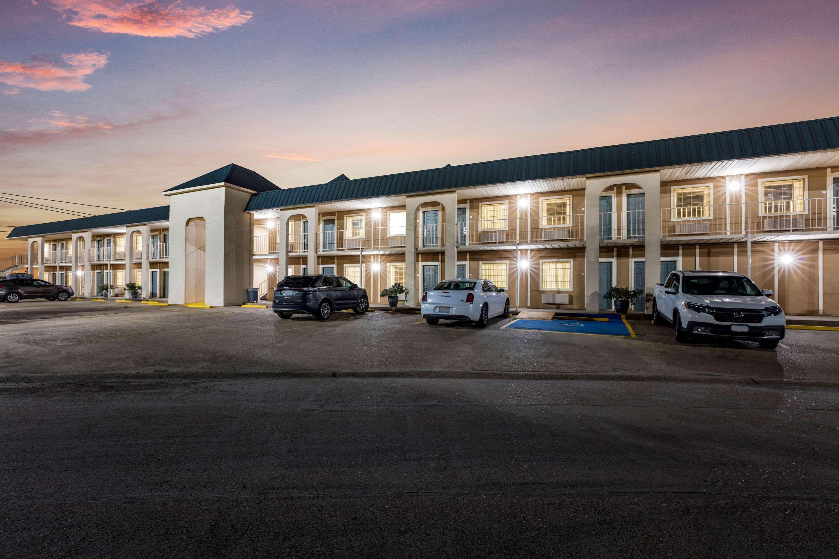 Quality Inn Forrest City I-40 Bagian luar foto